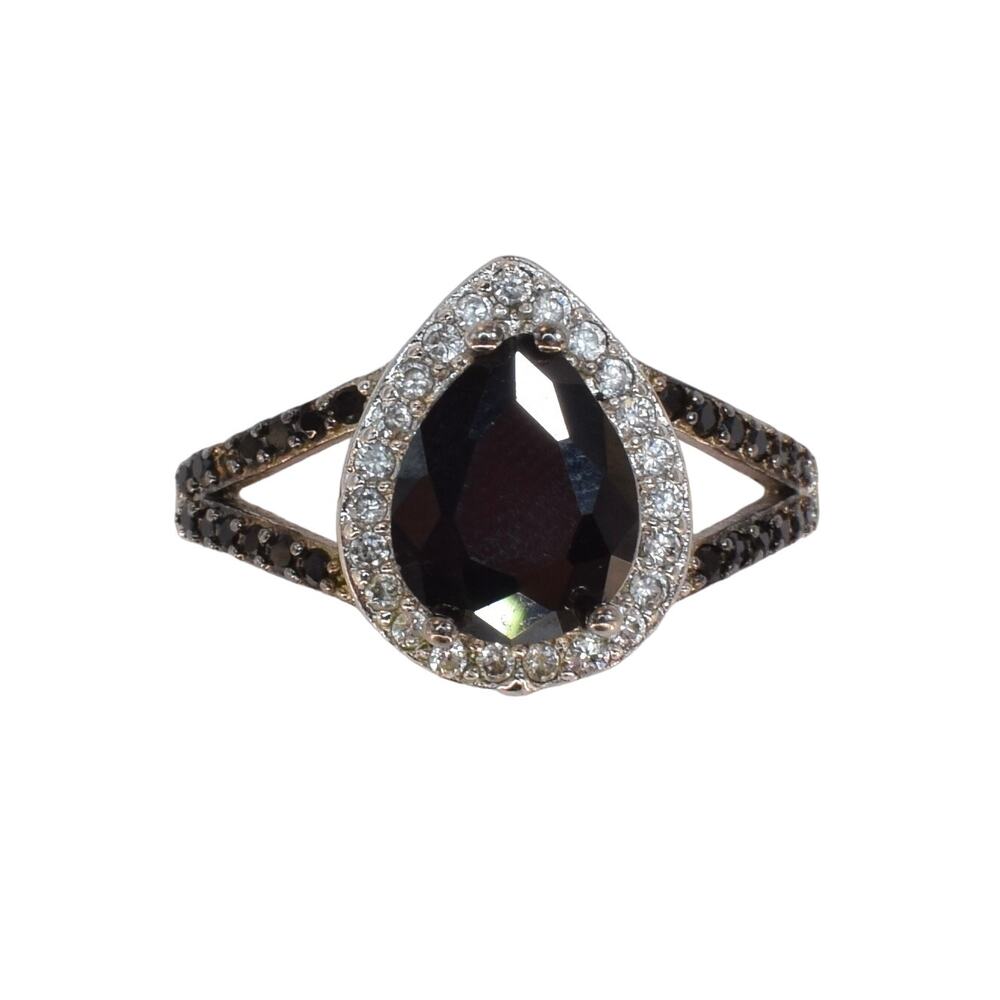 NWOT Fragrant Jewels Black Pear Cut Halo Ring Size 8 US